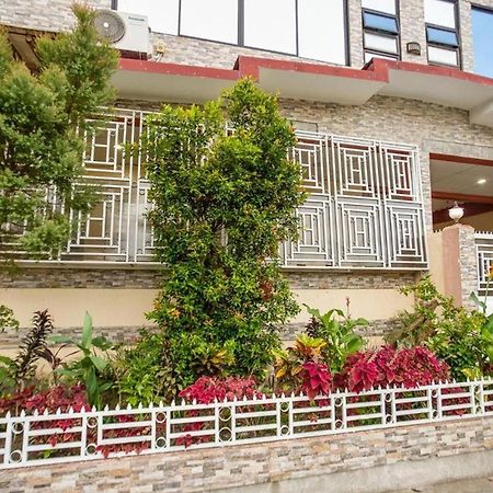 La Belladoza Near Airport Hotel Paranaque City Ngoại thất bức ảnh