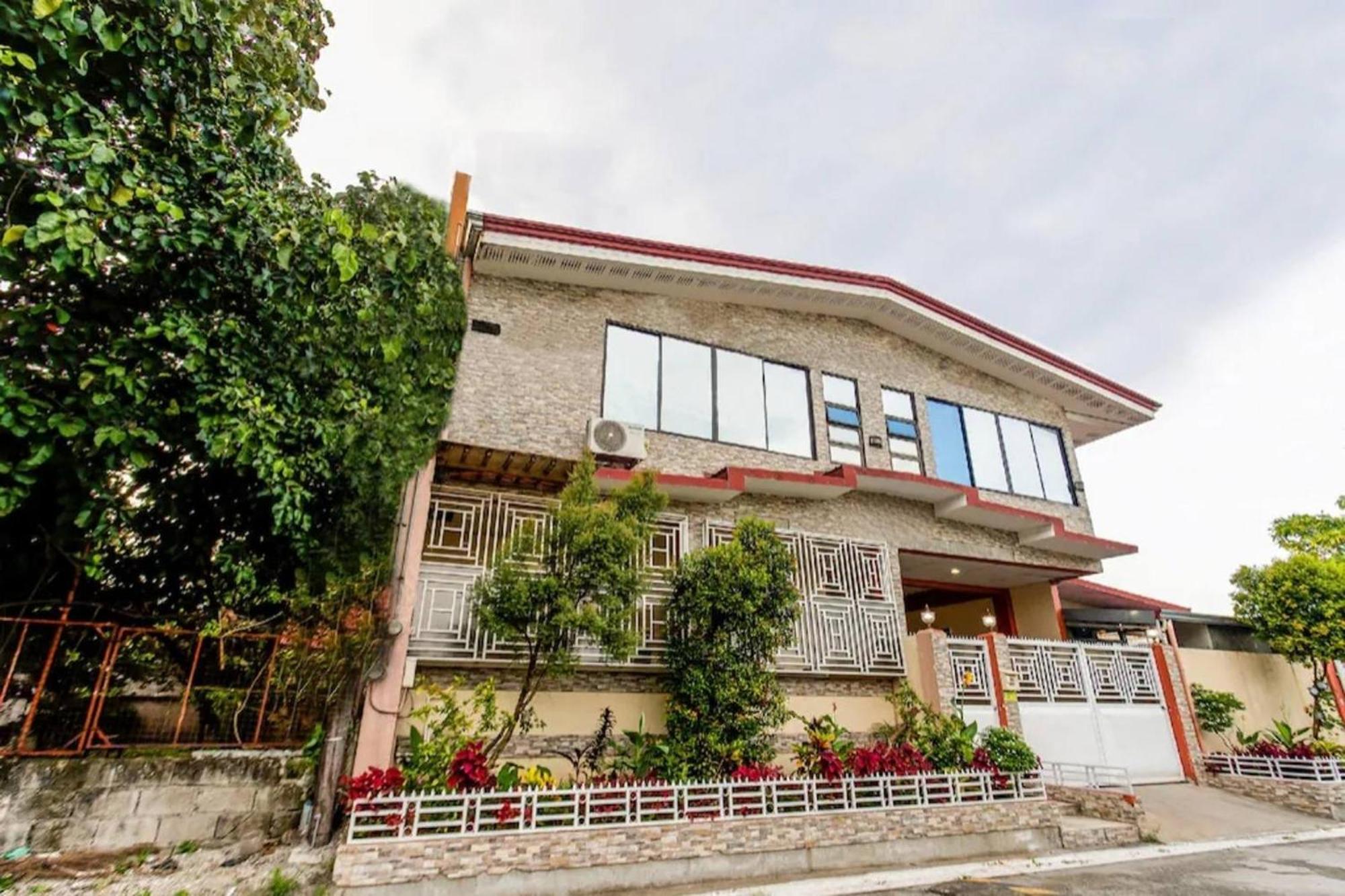La Belladoza Near Airport Hotel Paranaque City Ngoại thất bức ảnh